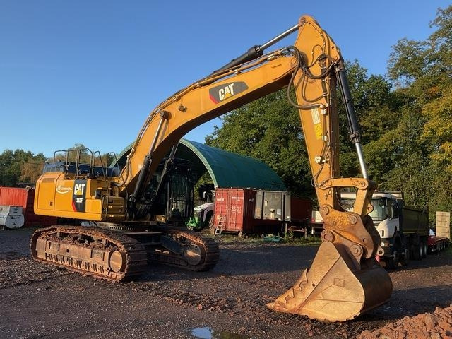 CAT 352F - Kettenbagger: das Bild 4 CAT 352F - Kettenbagger: das Bild 4