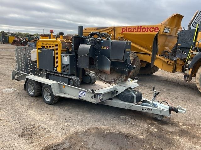 Garbin Fiber 450E - Grabenbagger/ Grabenfräse: das Bild 4 Garbin Fiber 450E - Grabenbagger/ Grabenfräse: das Bild 4