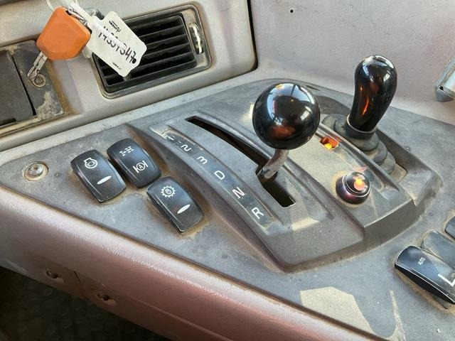 Knickgelenkter Dumper Volvo A60H: das Bild 16