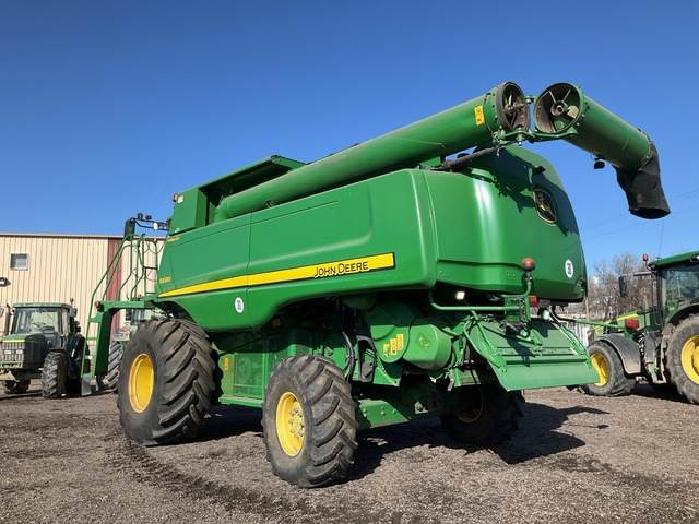 John Deere S690i - Mähdrescher: das Bild 2 John Deere S690i - Mähdrescher: das Bild 2