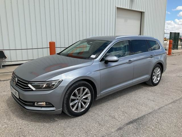 Volkswagen Passat - PKW: das Bild 1 Volkswagen Passat - PKW: das Bild 1