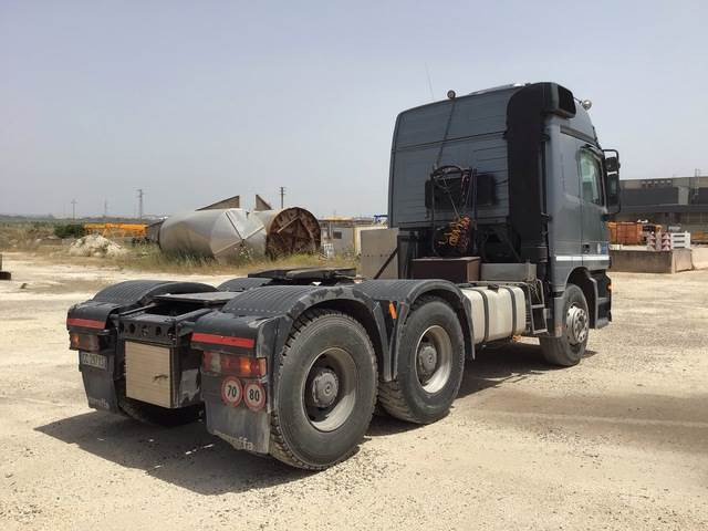 Mercedes-Benz Actros 3353S - Sattelzugmaschine: das Bild 3 Mercedes-Benz Actros 3353S - Sattelzugmaschine: das Bild 3