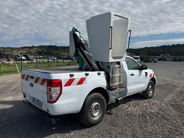 Ford Ranger - LKW mit Arbeitsbühne, Pick-up: das Bild 3 Ford Ranger - LKW mit Arbeitsbühne, Pick-up: das Bild 3