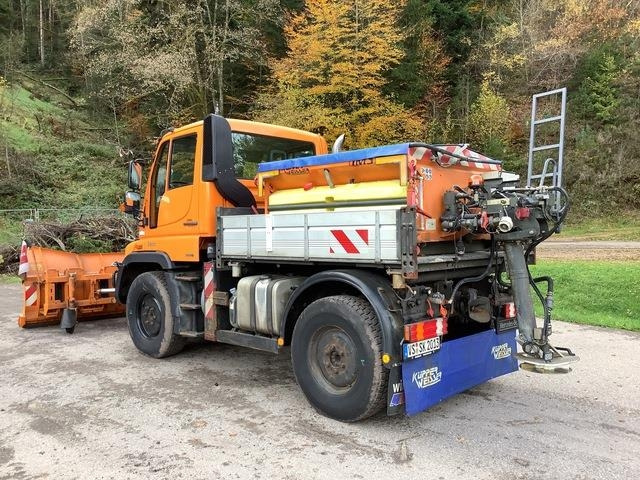 MB Trac Unimog U300 - Schneeräumfahrzeug: das Bild 3 MB Trac Unimog U300 - Schneeräumfahrzeug: das Bild 3