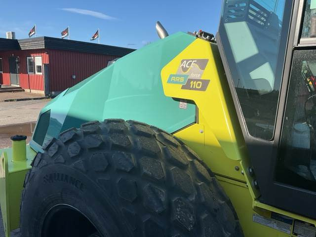 Walzenzug Ammann ARS110D: das Bild 10