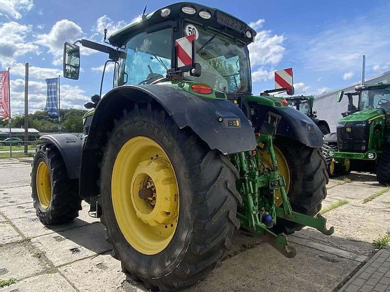 Traktor John Deere 6215R AutoPowr: das Bild 8 Traktor John Deere 6215R AutoPowr: das Bild 8