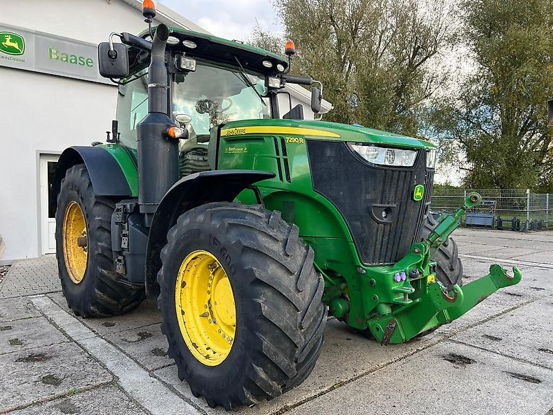 John Deere 7290R e23 - Traktor: das Bild 4 John Deere 7290R e23 - Traktor: das Bild 4