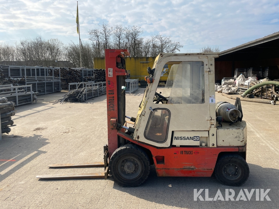 Truck Nissan FG20 - Flurförderzeug: das Bild 2 Truck Nissan FG20 - Flurförderzeug: das Bild 2