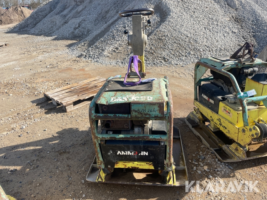Pladevibrator Ammann AVH 7010 - Rüttelplatte: das Bild 2 Pladevibrator Ammann AVH 7010 - Rüttelplatte: das Bild 2