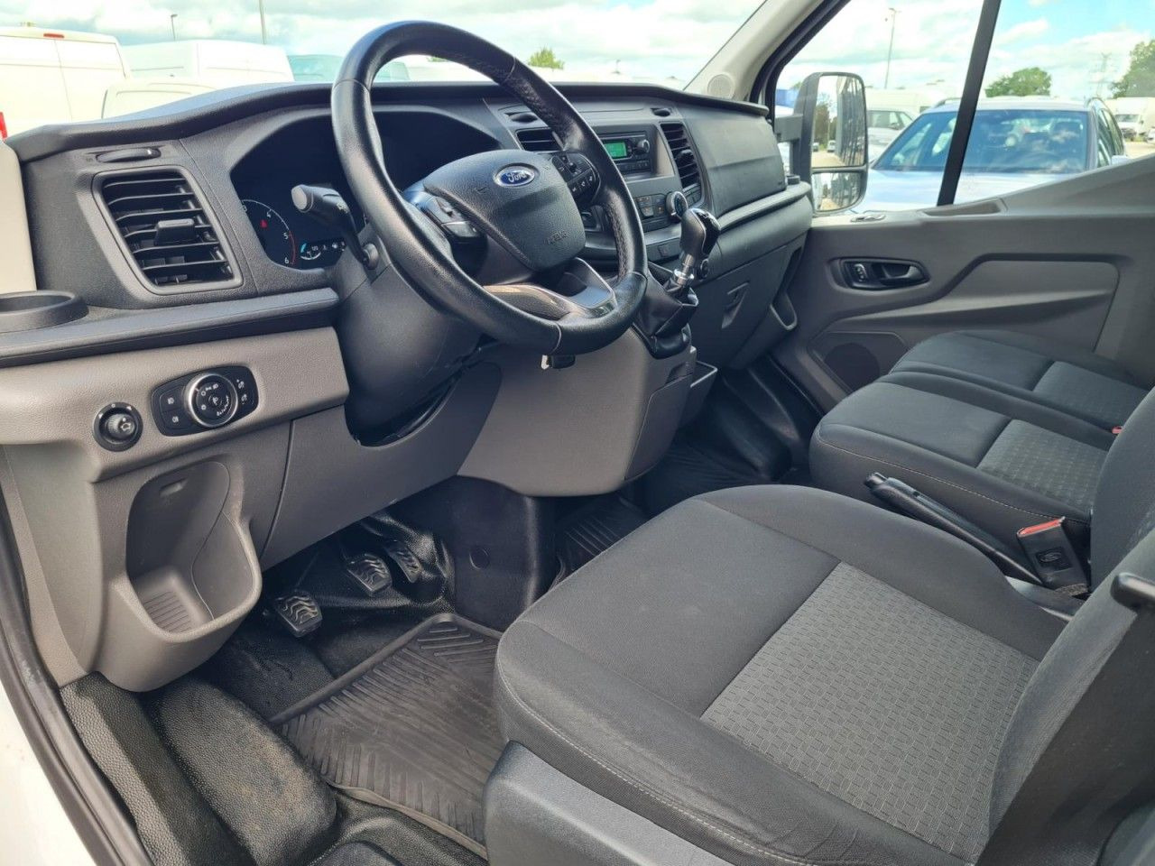 Planen Transporter, Transporter mit Doppelkabine Ford Transit 350 DoKa Plane L3 Trend KLIMA TEMPOMAT: das Bild 8