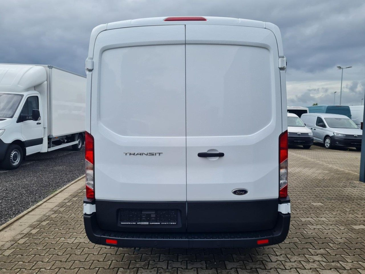 Ford Transit 350 Kasten AG L3H2 Trend KLIMA PDC TEMPO - Kastenwagen: das Bild 5 Ford Transit 350 Kasten AG L3H2 Trend KLIMA PDC TEMPO - Kastenwagen: das Bild 5