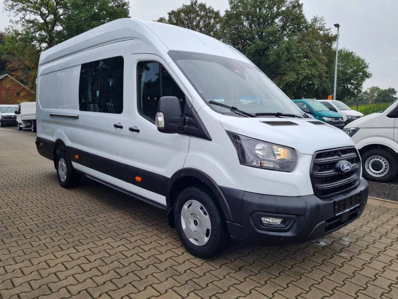Ford Transit 350 Kasten Doka L4H3 Trend 4x4 AHK KAMERA - Kastenwagen, Transporter mit Doppelkabine: das Bild 3 Ford Transit 350 Kasten Doka L4H3 Trend 4x4 AHK KAMERA - Kastenwagen, Transporter mit Doppelkabine: das Bild 3