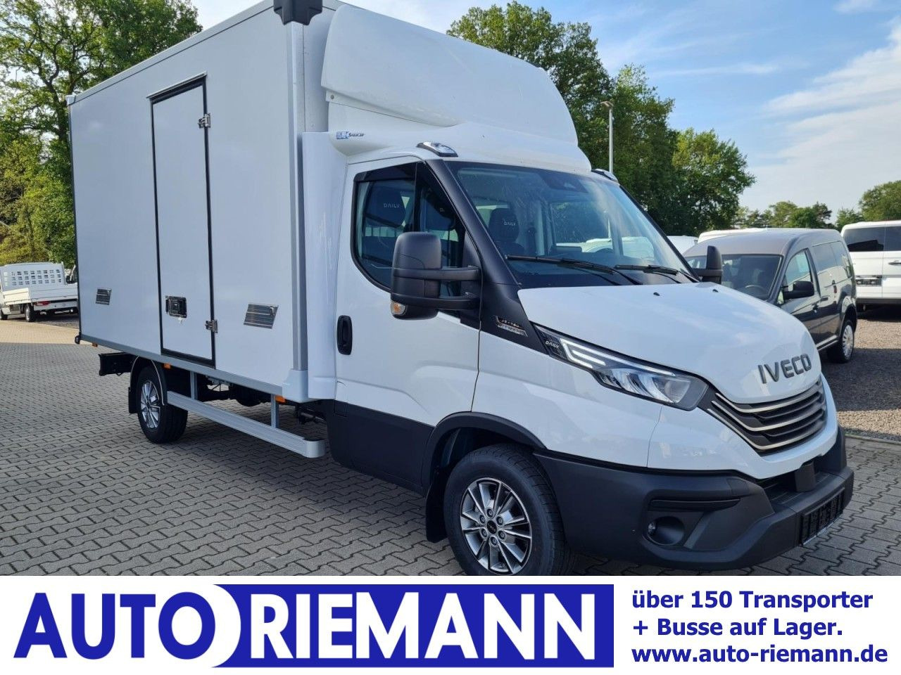 Iveco 35S 18 3.0 Koffer Hi Matic LM KLIMA KAMERA Navig - Koffer Transporter: das Bild 1 Iveco 35S 18 3.0 Koffer Hi Matic LM KLIMA KAMERA Navig - Koffer Transporter: das Bild 1