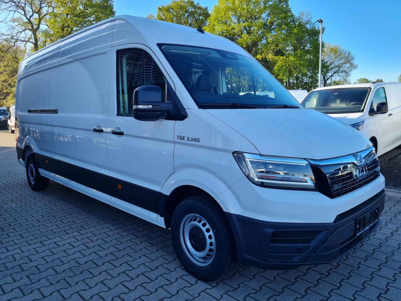 Man TGE 3.140 Kasten lang L4H3 KAMERA LED HOLZLADEBODEN - Kastenwagen: das Bild 3 Man TGE 3.140 Kasten lang L4H3 KAMERA LED HOLZLADEBODEN - Kastenwagen: das Bild 3