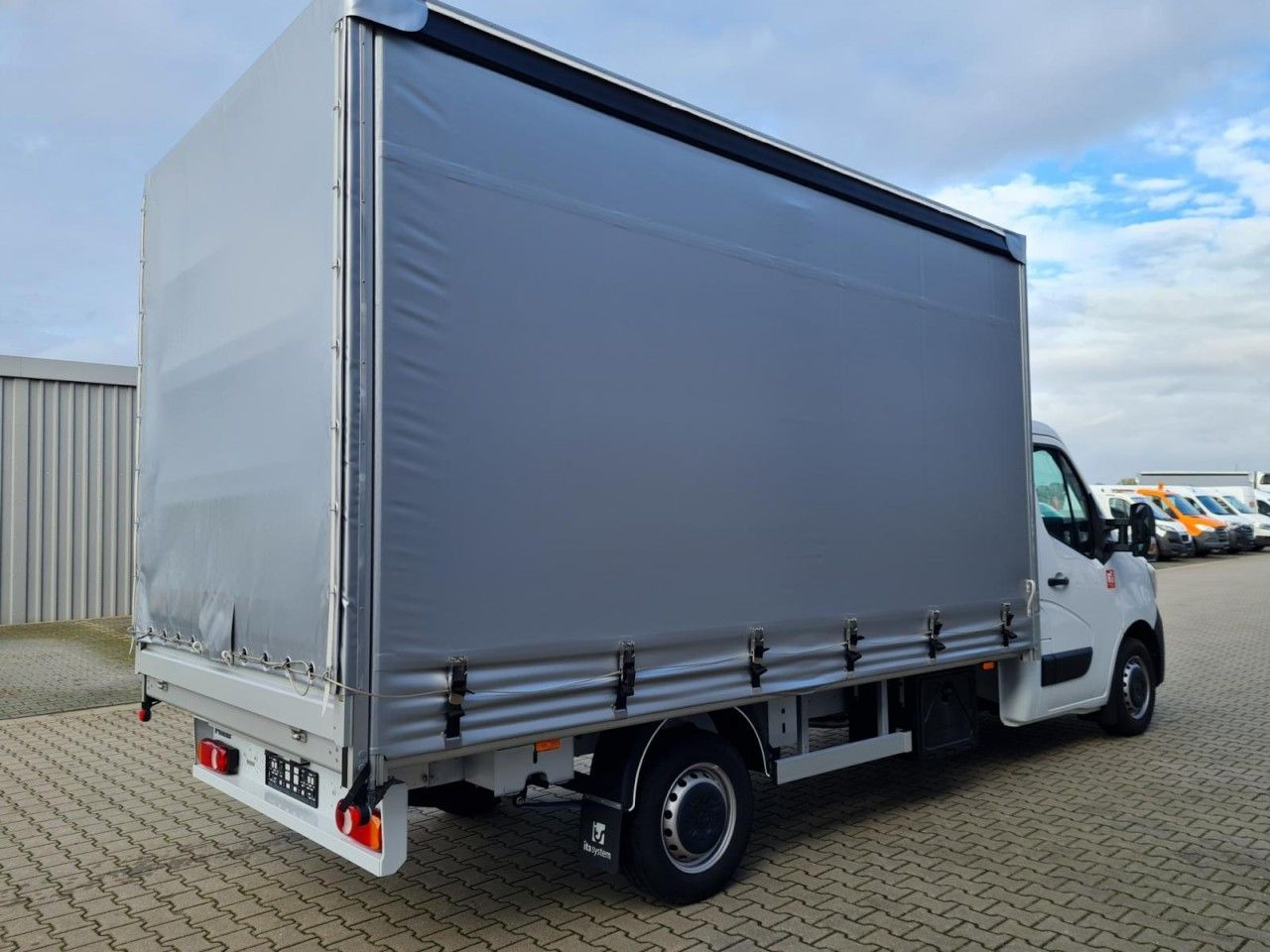 Renault Master 3,5t Pritsche Schiebe Plane ERGO KLIMA TE - Planen Transporter: das Bild 2 Renault Master 3,5t Pritsche Schiebe Plane ERGO KLIMA TE - Planen Transporter: das Bild 2