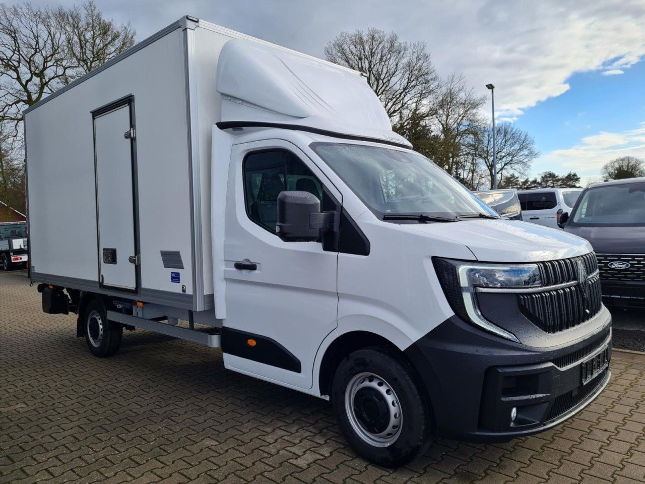 Renault Master 35 New Möbel Koffer LBW LUFTFEDERUNG KAME - Koffer Transporter: das Bild 3 Renault Master 35 New Möbel Koffer LBW LUFTFEDERUNG KAME - Koffer Transporter: das Bild 3