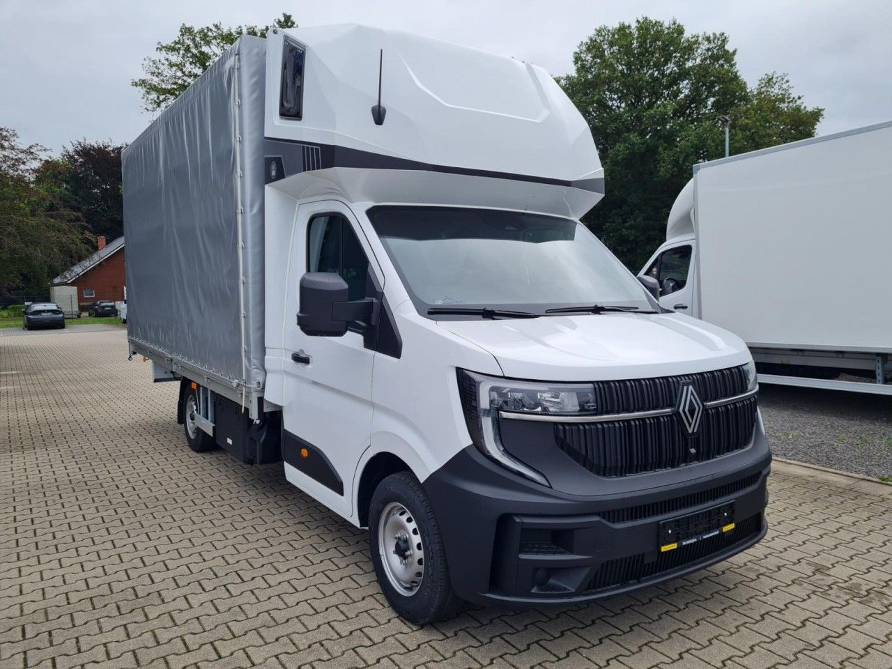 Renault Master 35 Pritsche Schiebe Plane Schlafkab Luftf - Planen Transporter: das Bild 2 Renault Master 35 Pritsche Schiebe Plane Schlafkab Luftf - Planen Transporter: das Bild 2