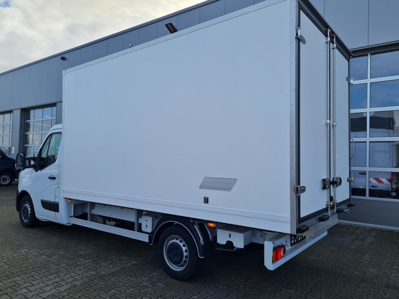 Renault Master Kühlkoffer STAND+FAHRKÜHL THERMOKING DRUC - Kühltransporter: das Bild 5 Renault Master Kühlkoffer STAND+FAHRKÜHL THERMOKING DRUC - Kühltransporter: das Bild 5