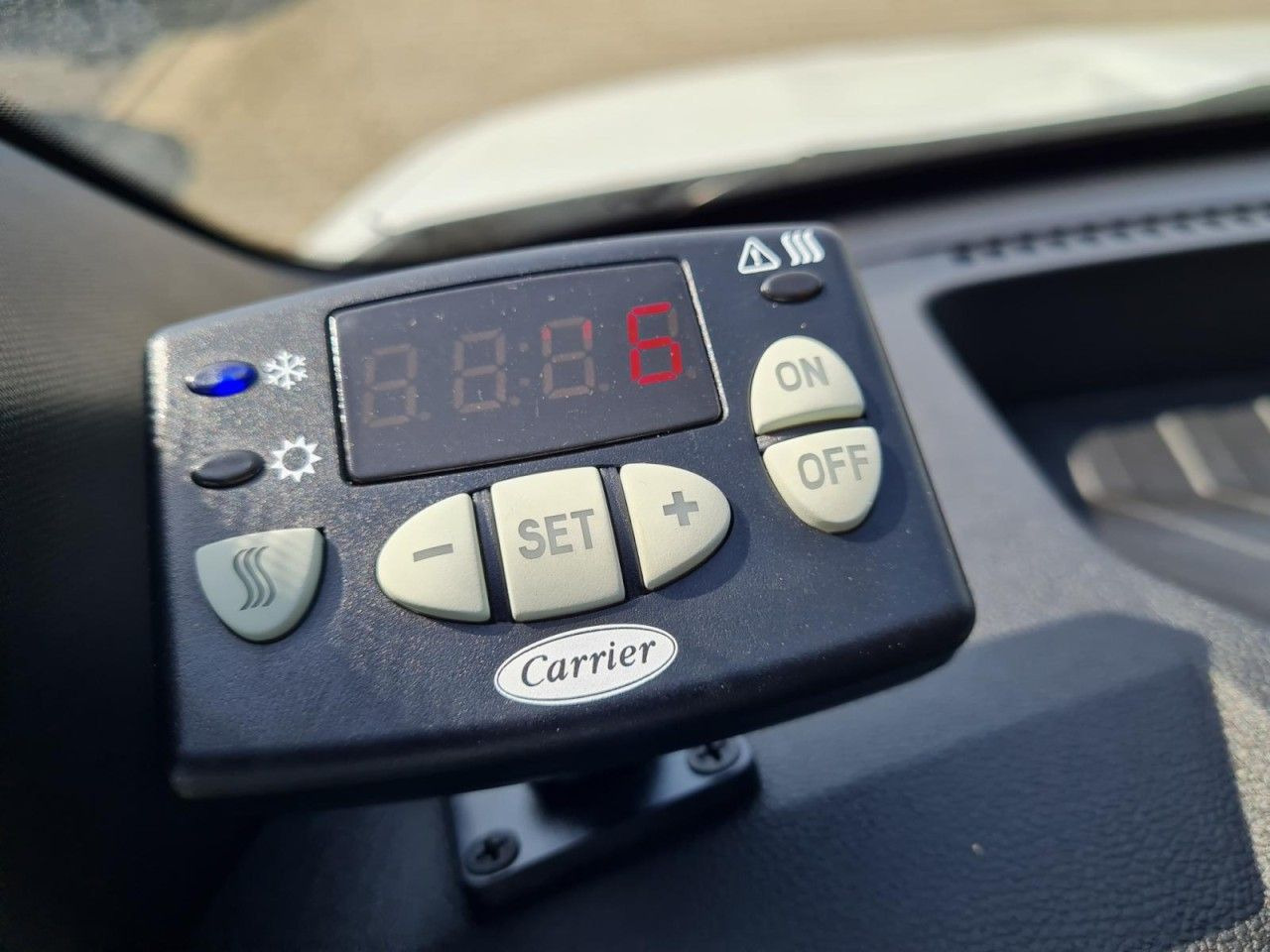 Kühltransporter Renault Master New 3,5 t Kühlkasten Carrier L3H2 Kamera: das Bild 18