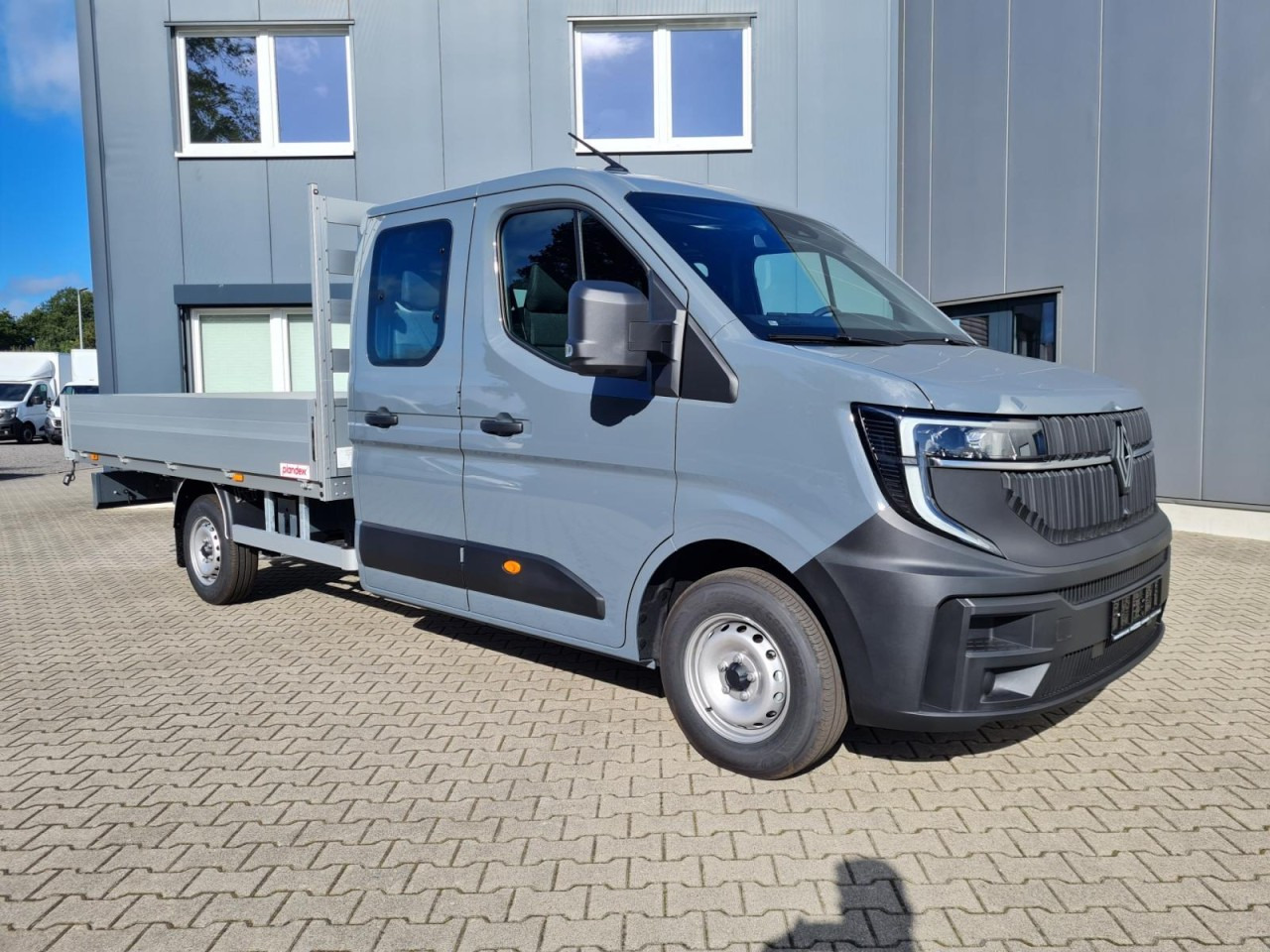 Renault Master New 35 Doka L3 lang KLIMA KOMFORT TEMPOMAT - Pritsche Transporter, Transporter mit Doppelkabine: das Bild 3 Renault Master New 35 Doka L3 lang KLIMA KOMFORT TEMPOMAT - Pritsche Transporter, Transporter mit Doppelkabine: das Bild 3