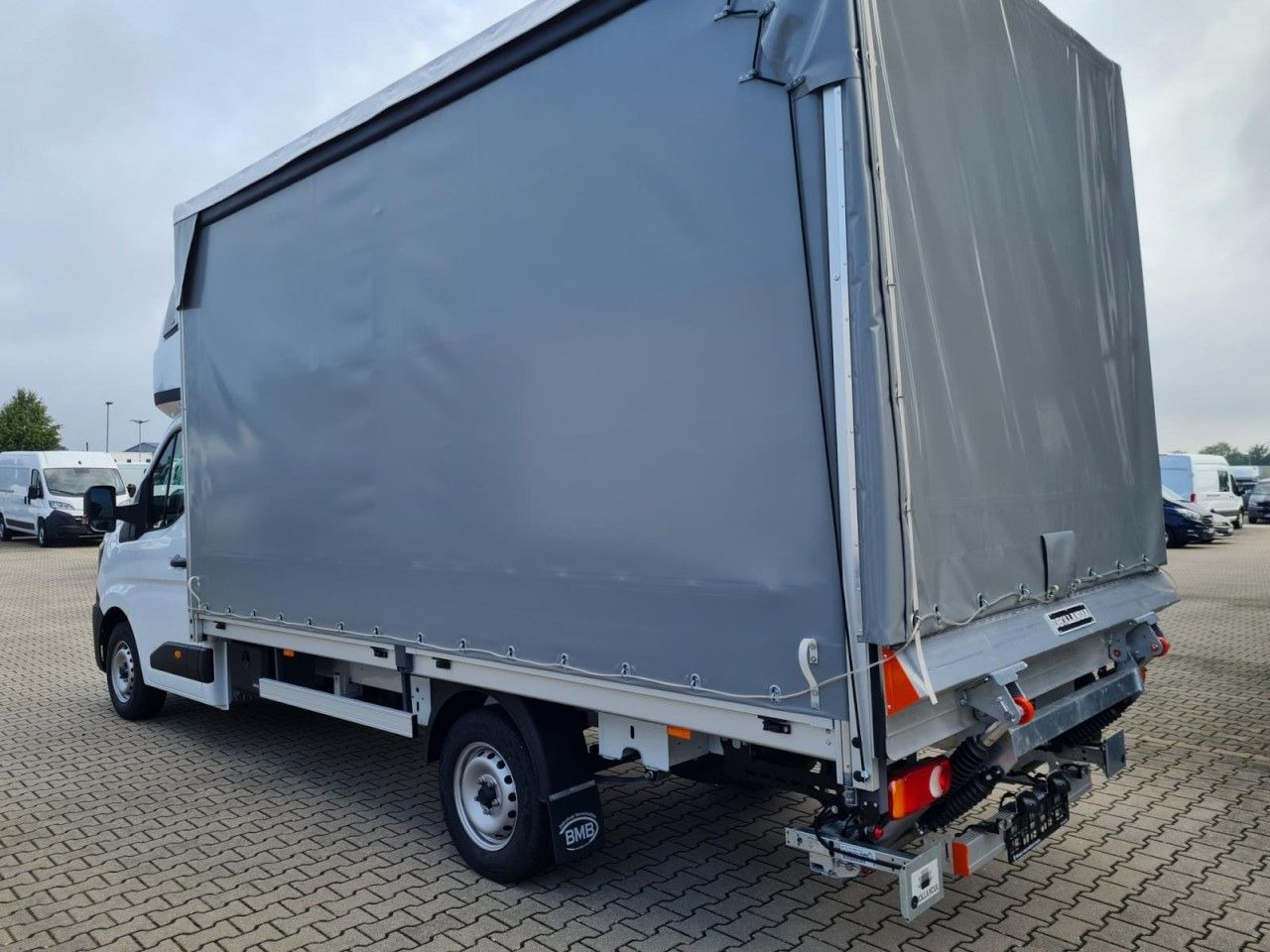 Renault Master Pritsche Schiebe Plane Schlafkab LBW Luft - Planen Transporter: das Bild 3 Renault Master Pritsche Schiebe Plane Schlafkab LBW Luft - Planen Transporter: das Bild 3
