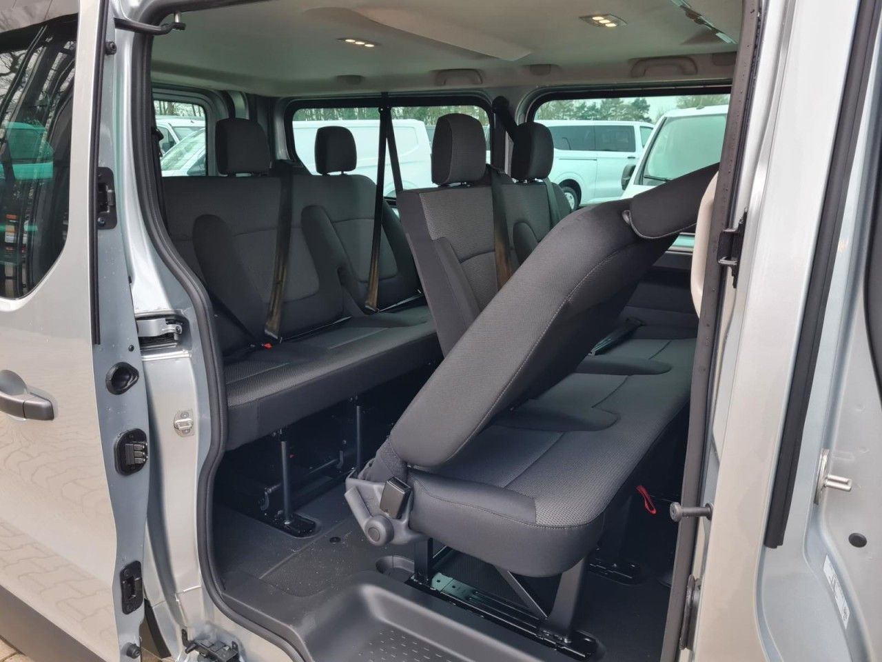 PKW Renault Trafic Kombi 9-Sitze L2 Grand Equilibre KLIMA TE: das Bild 14