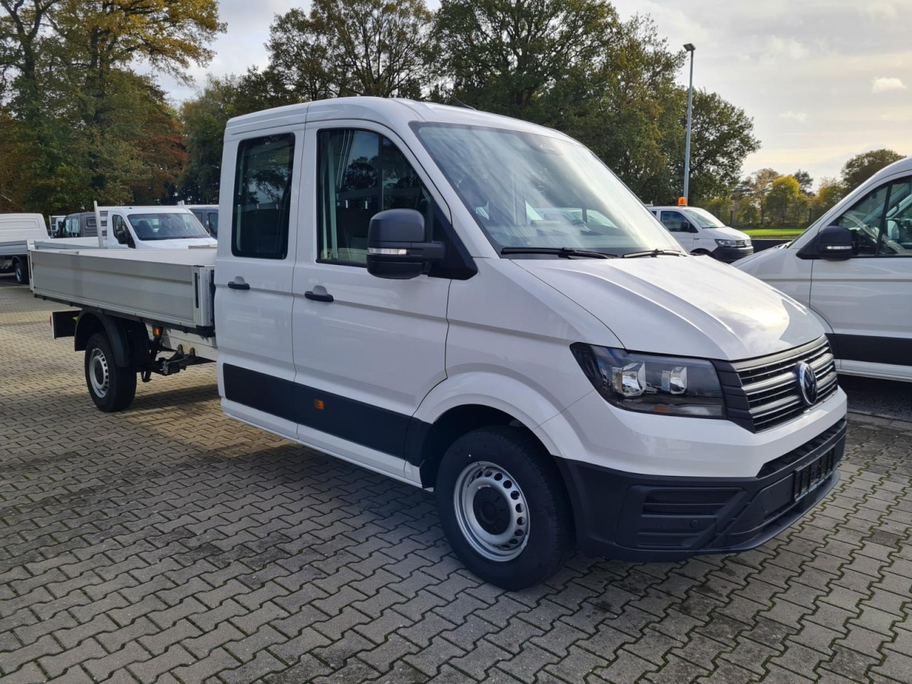 Volkswagen Crafter 35 Doka TDI L4 lang KLIMA TEMPOMAT - Pritsche Transporter, Transporter mit Doppelkabine: das Bild 3 Volkswagen Crafter 35 Doka TDI L4 lang KLIMA TEMPOMAT - Pritsche Transporter, Transporter mit Doppelkabine: das Bild 3