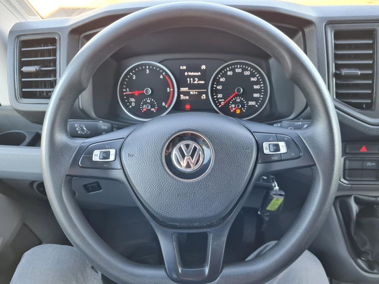 Pritsche Transporter, Transporter mit Doppelkabine Volkswagen Crafter 35 Doka TDI lang AHK Klima: das Bild 10