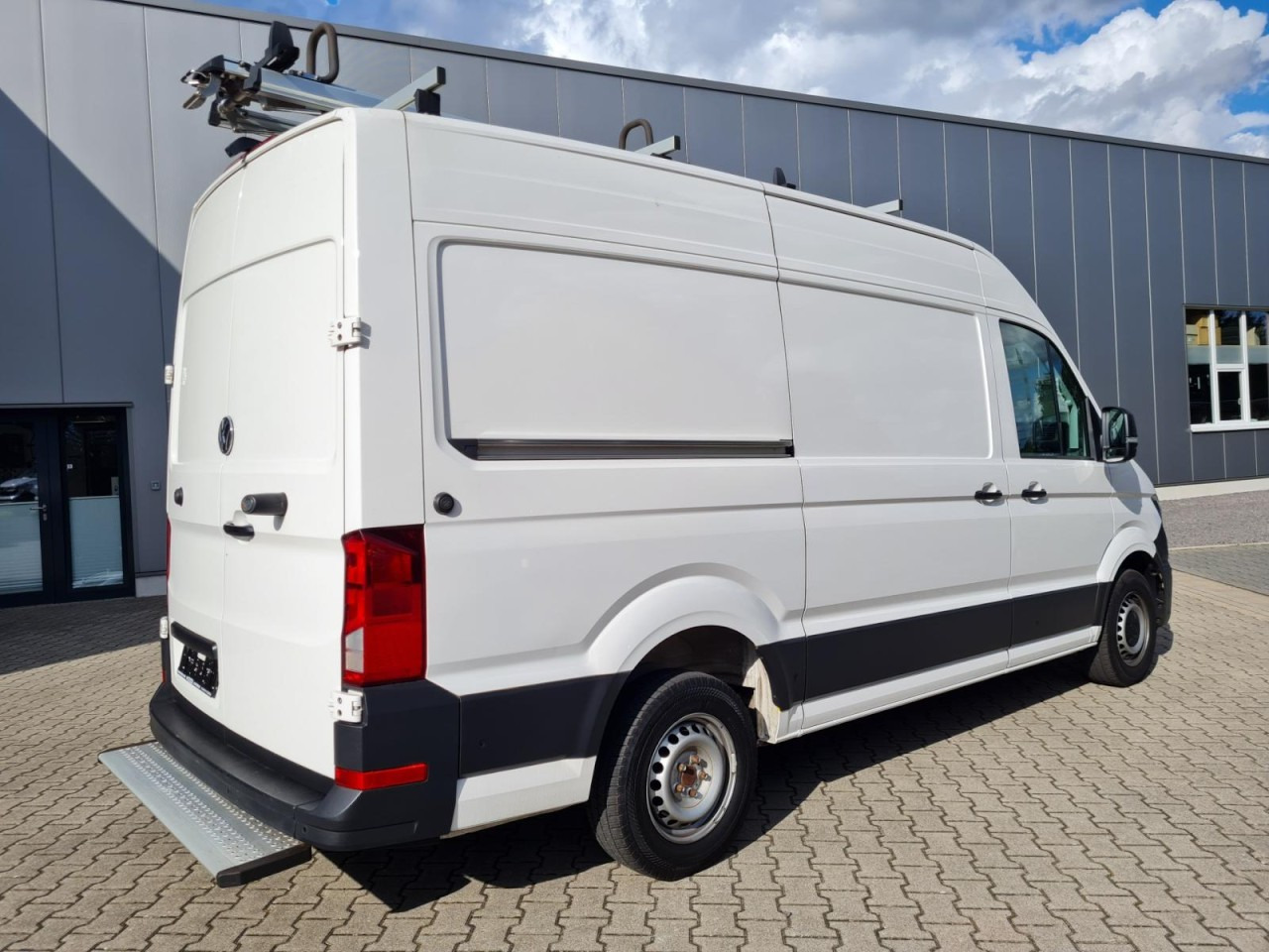 Volkswagen Crafter 35 Kasten L3H2 KAMERA KLIMA NAVI REGALE - Kastenwagen: das Bild 4 Volkswagen Crafter 35 Kasten L3H2 KAMERA KLIMA NAVI REGALE - Kastenwagen: das Bild 4