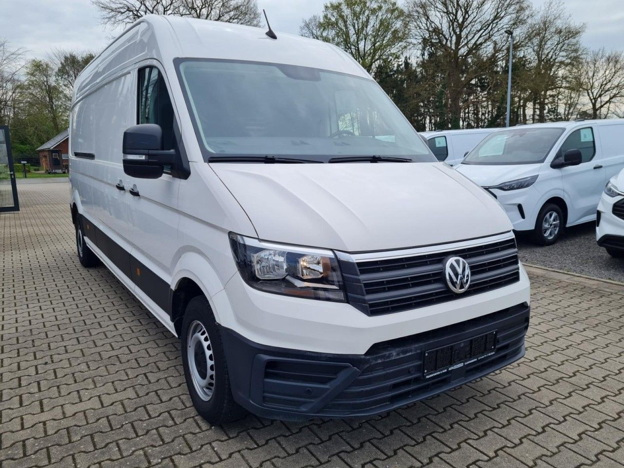 Volkswagen Crafter 35 Kasten lang L4H2 KLIMA NAVI_APP HOLZB Volkswagen Crafter 35 Kasten lang L4H2 KLIMA NAVI_APP HOLZB - Kastenwagen: das Bild 2 Volkswagen Crafter 35 Kasten lang L4H2 KLIMA NAVI_APP HOLZB Volkswagen Crafter 35 Kasten lang L4H2 KLIMA NAVI_APP HOLZB - Kastenwagen: das Bild 2