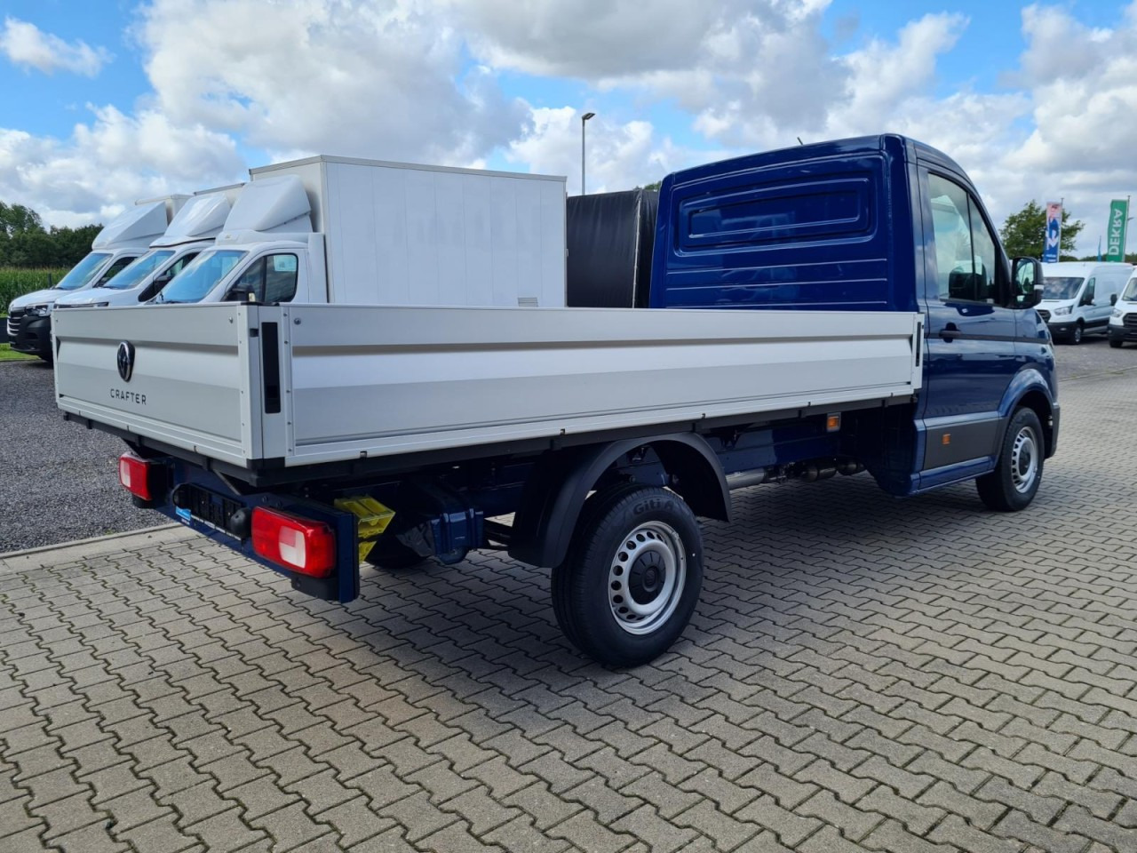 Volkswagen Crafter 35 Pritsche MR L3 KLIMA NAVI/APP TEMPOMAT - Pritsche Transporter: das Bild 4 Volkswagen Crafter 35 Pritsche MR L3 KLIMA NAVI/APP TEMPOMAT - Pritsche Transporter: das Bild 4