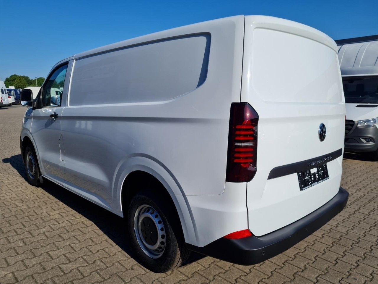 Volkswagen T7 Kasten Tdi KR Heckklappe PDC KLIMA TEMPOMAT - Kleintransporter: das Bild 4 Volkswagen T7 Kasten Tdi KR Heckklappe PDC KLIMA TEMPOMAT - Kleintransporter: das Bild 4