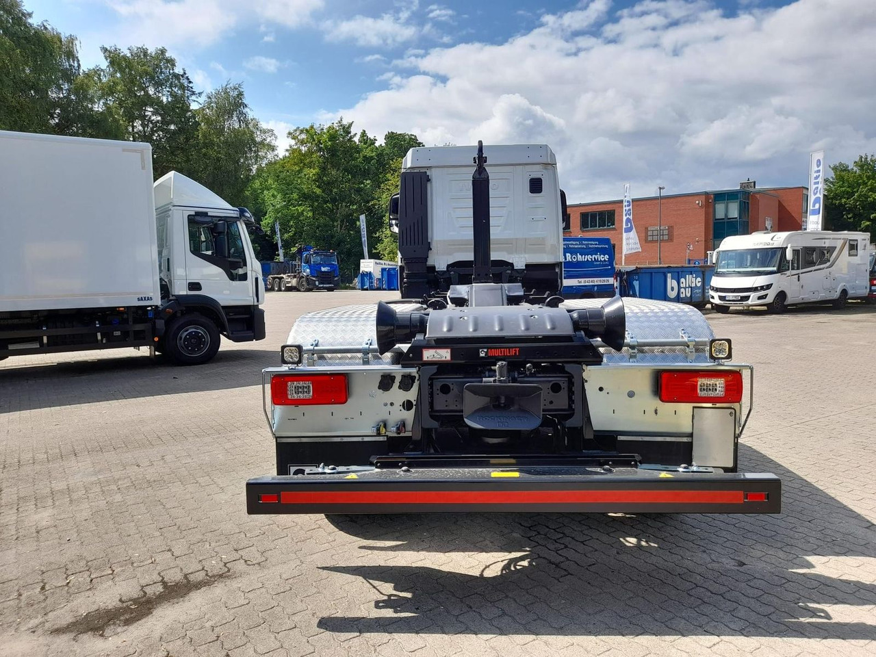 Iveco AD280X46Y/PS ON HIAB 490PS Lenk-Lift - Kipper: das Bild 5 Iveco AD280X46Y/PS ON HIAB 490PS Lenk-Lift - Kipper: das Bild 5