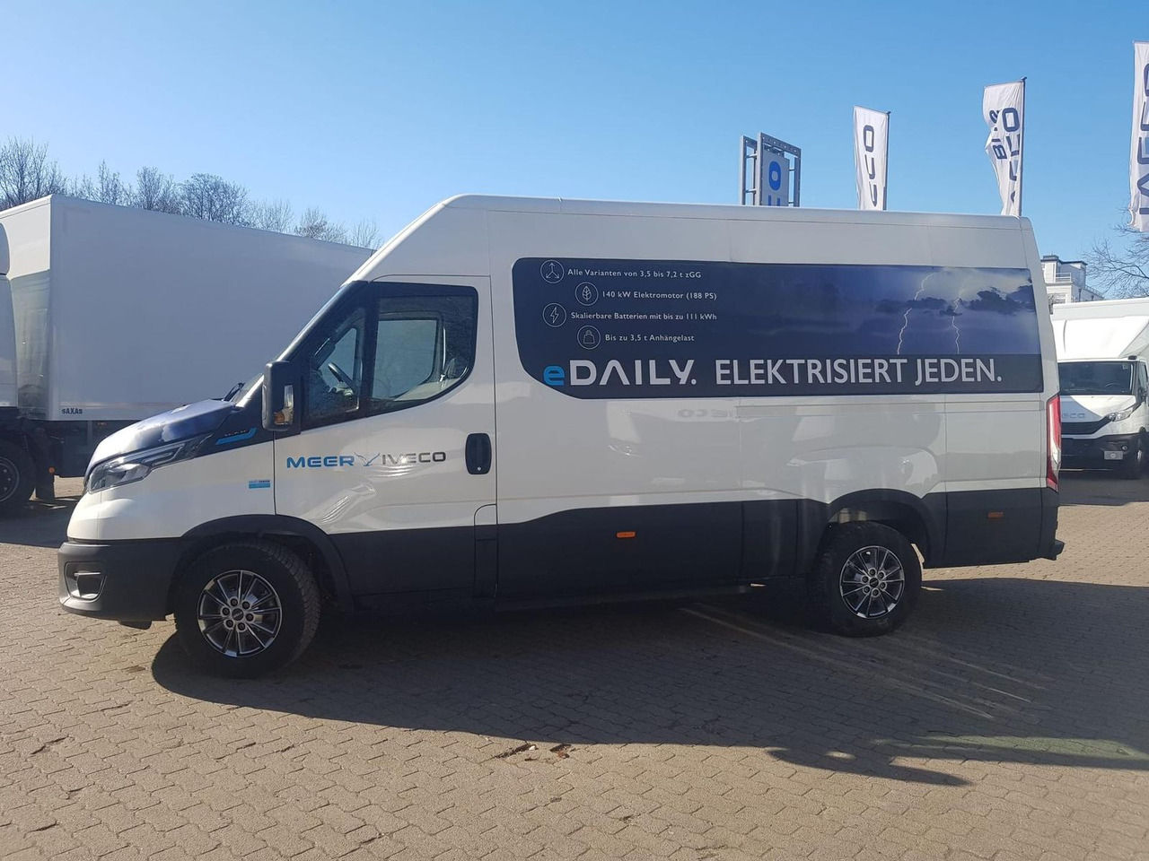 Iveco Daily 38S14E V Rückfahrkamera, AHK mit 3,5t, ... - Kastenwagen, Elektro-Transporter: das Bild 3 Iveco Daily 38S14E V Rückfahrkamera, AHK mit 3,5t, ... - Kastenwagen, Elektro-Transporter: das Bild 3