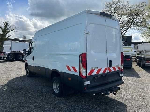 Iveco Daily 50C18HA8V 3520L Automatik,AHK (179 PS),... - Kastenwagen: das Bild 5 Iveco Daily 50C18HA8V 3520L Automatik,AHK (179 PS),... - Kastenwagen: das Bild 5