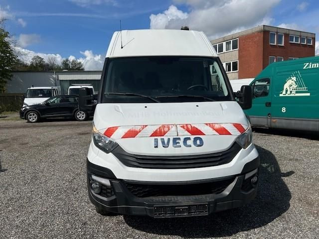 Iveco Daily 50C18HA8V 3520L Automatik,AHK (179 PS),... - Kastenwagen: das Bild 2 Iveco Daily 50C18HA8V 3520L Automatik,AHK (179 PS),... - Kastenwagen: das Bild 2