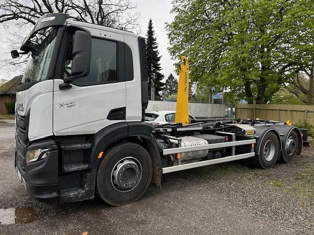 Iveco X-WAY AD280X46Y/PS ON Palfinger PH T20 SLD5 - Kipper: das Bild 4 Iveco X-WAY AD280X46Y/PS ON Palfinger PH T20 SLD5 - Kipper: das Bild 4