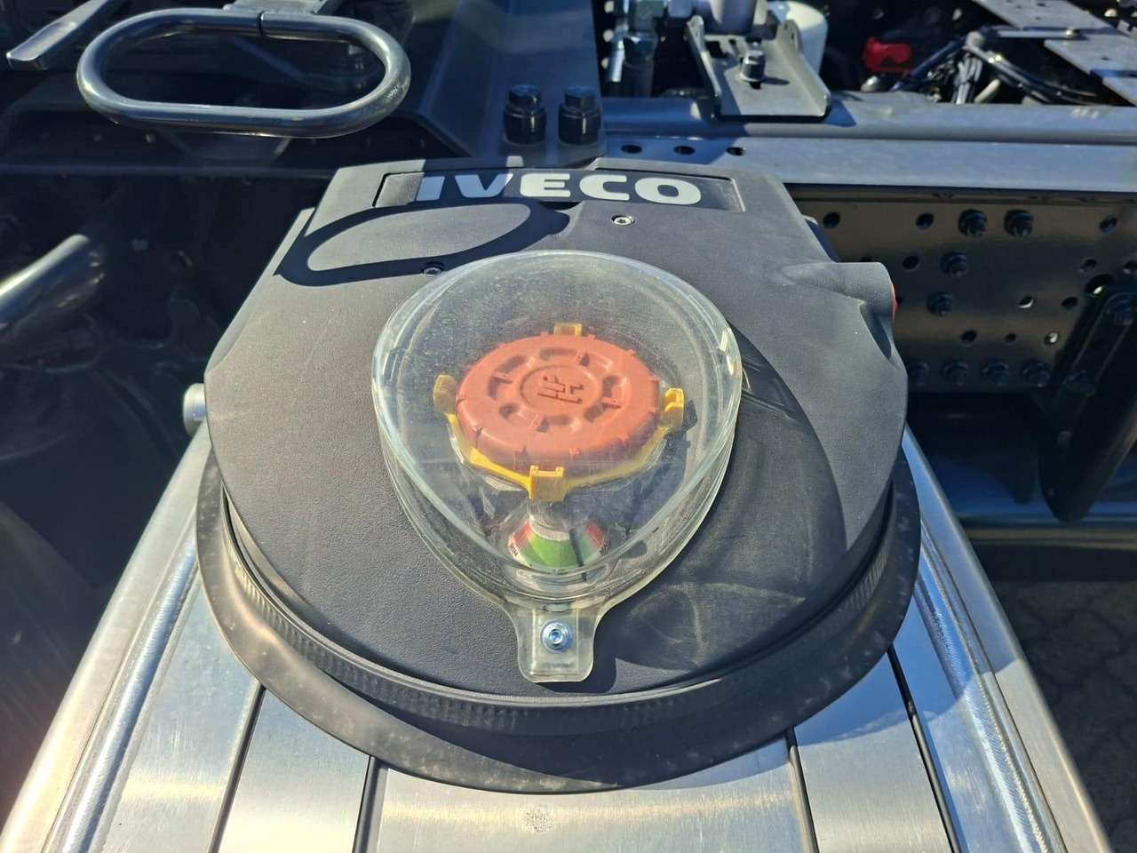 Iveco X-Way AT440X54 T/P 540PS 397 kW (540 PS), Aut... - Sattelzugmaschine: das Bild 3 Iveco X-Way AT440X54 T/P 540PS 397 kW (540 PS), Aut... - Sattelzugmaschine: das Bild 3