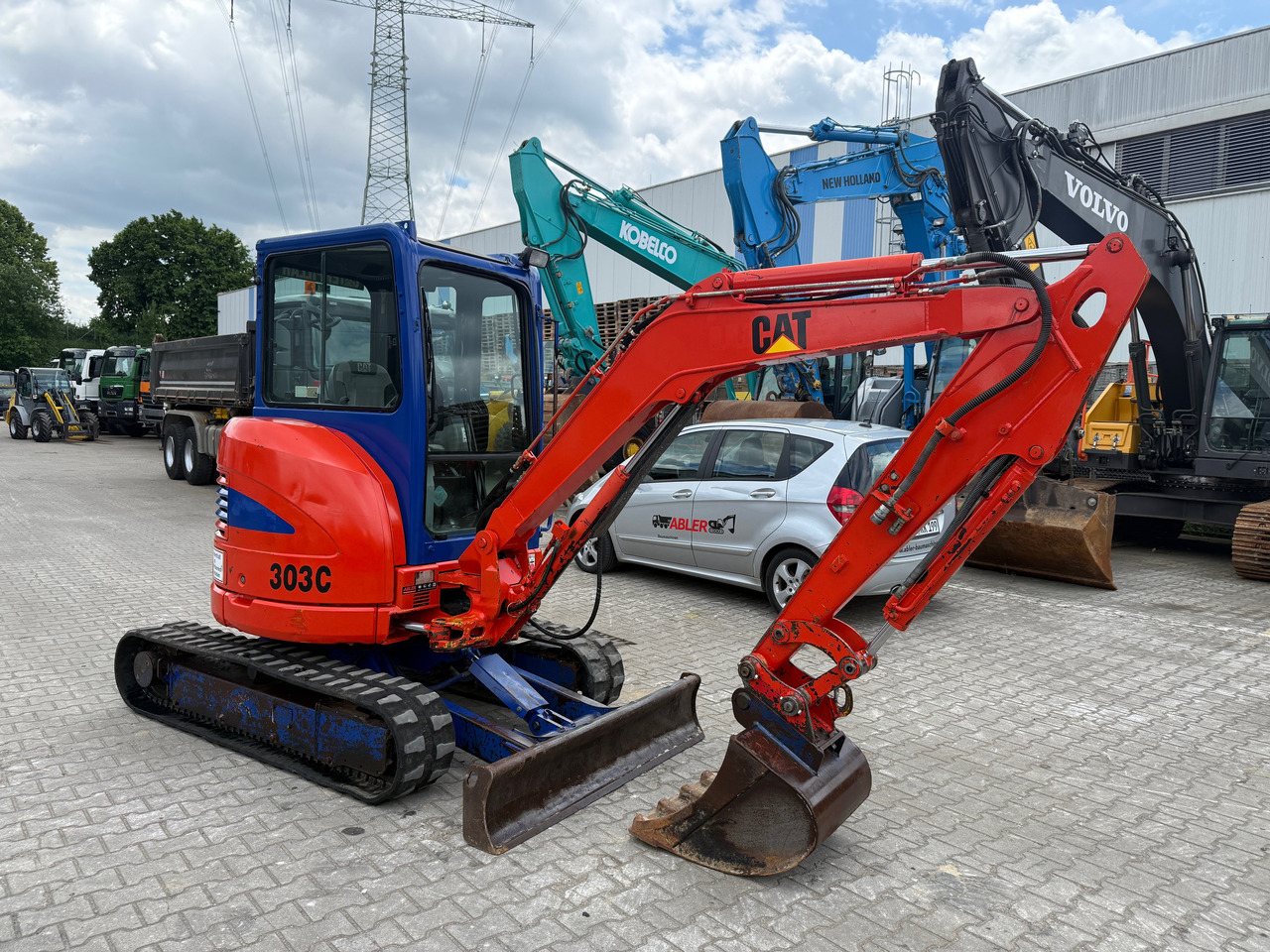 Caterpillar 303C Minibagger - Bagger: das Bild 2 Caterpillar 303C Minibagger - Bagger: das Bild 2