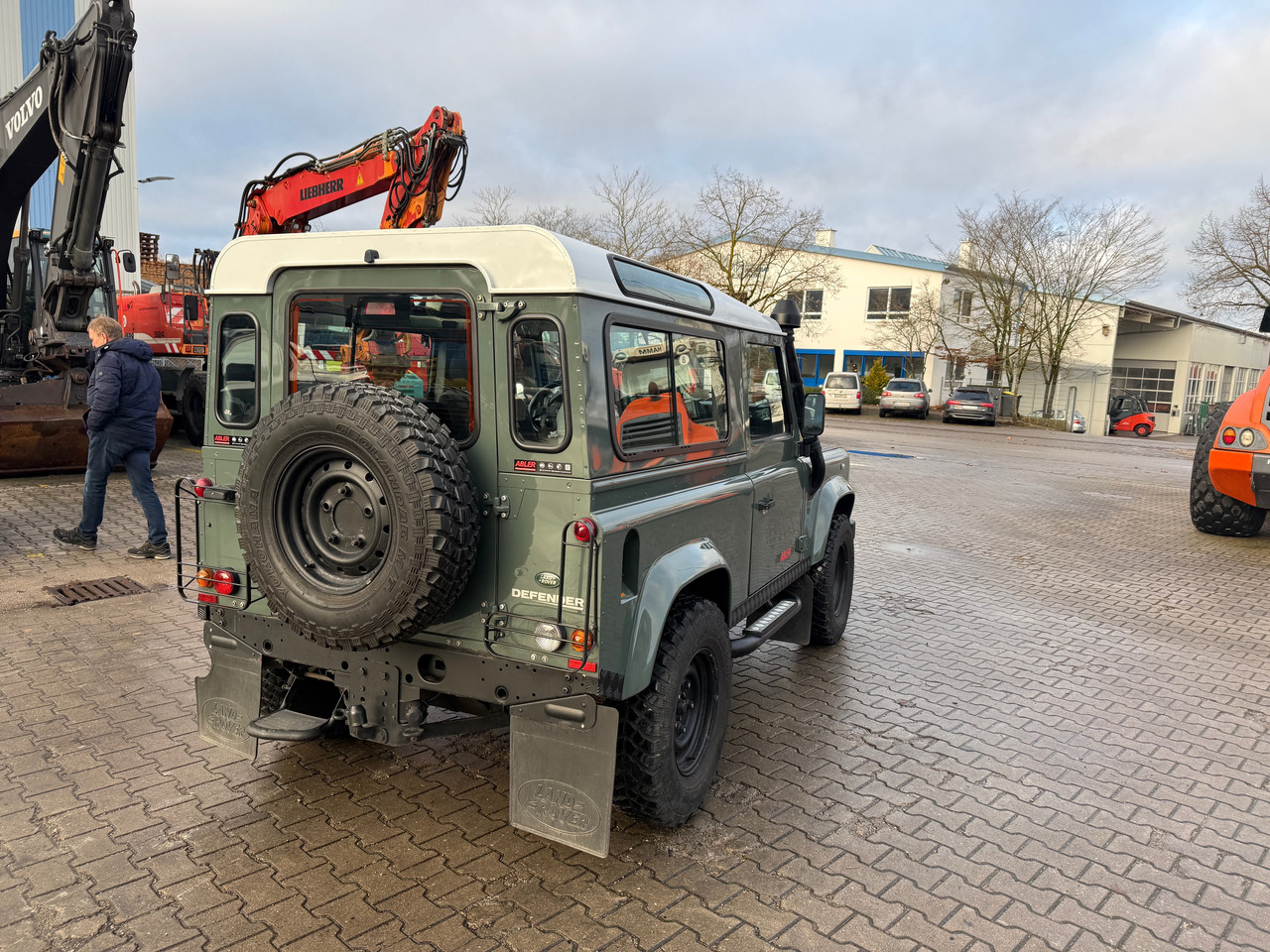 Land Rover Defender 90 2.4TD4 LKW Zulassung AHK - PKW: das Bild 5 Land Rover Defender 90 2.4TD4 LKW Zulassung AHK - PKW: das Bild 5