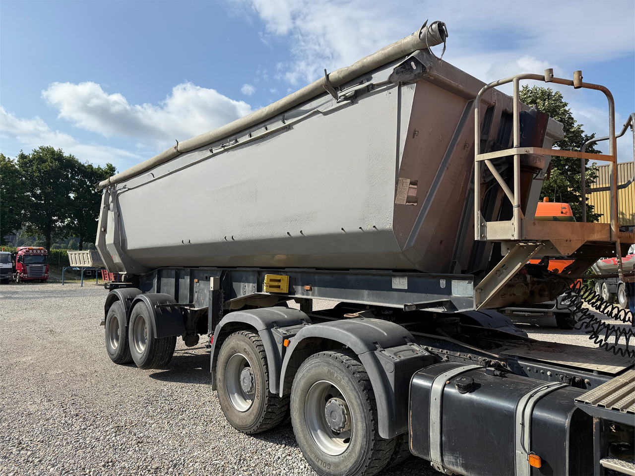 MAN TGS 26.480 SZM 6x4 mit Kippauflieger - Kipper: das Bild 3 MAN TGS 26.480 SZM 6x4 mit Kippauflieger - Kipper: das Bild 3