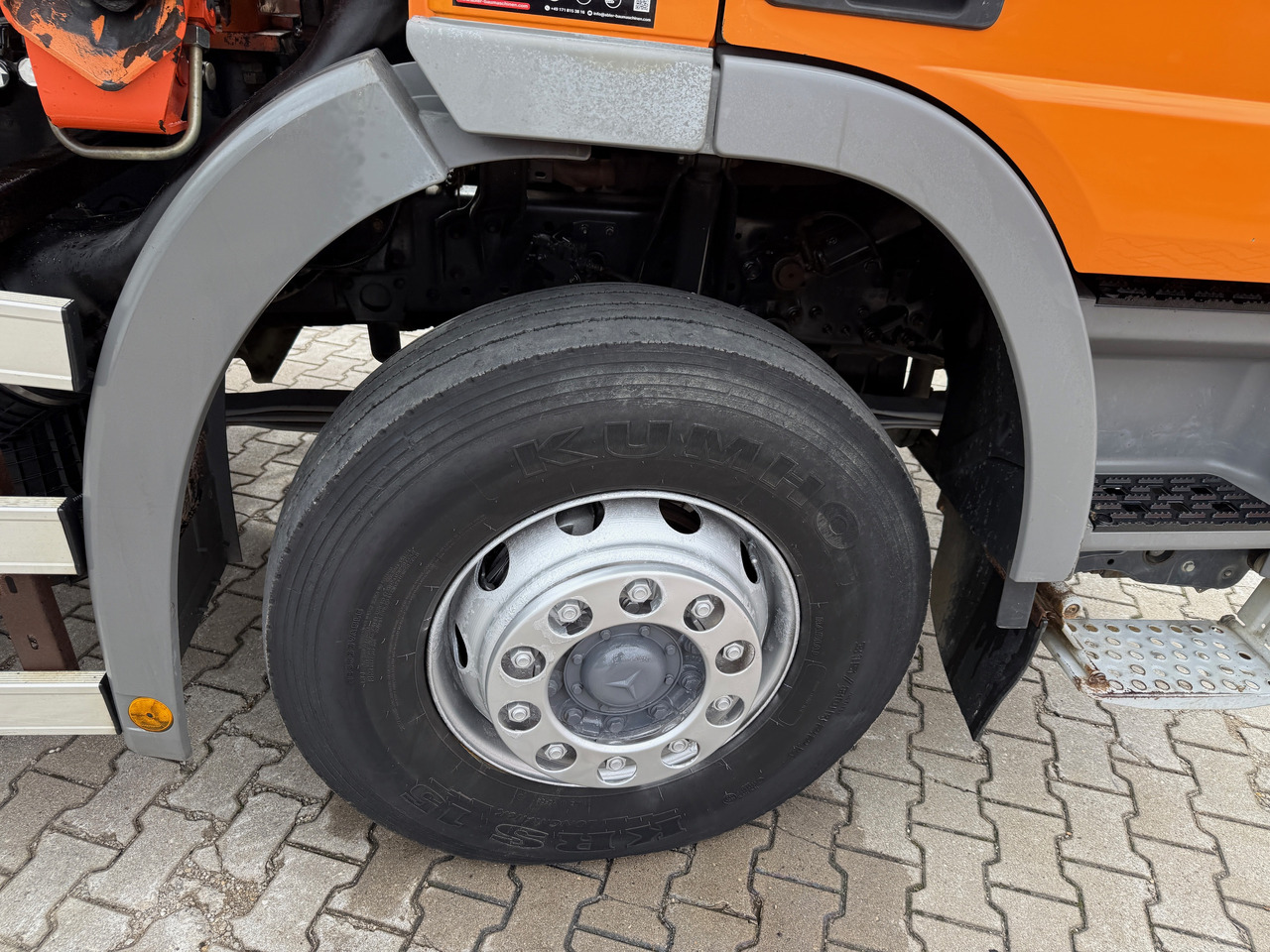 Kipper, Autokran Mercedes-Benz 1832 Actros MP2 3-Seiten-Kipper mit Kran + Funk: das Bild 14