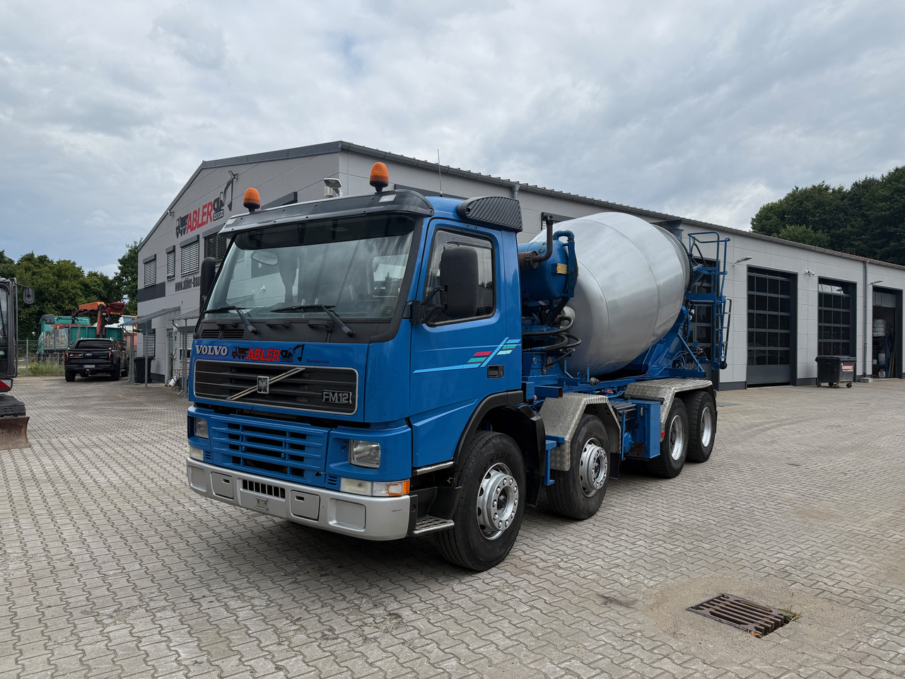 Volvo FM 12 420 WECHSELSYSTEM Betonmischer + Kipper AHK Klima - Fahrmischer: das Bild 5 Volvo FM 12 420 WECHSELSYSTEM Betonmischer + Kipper AHK Klima - Fahrmischer: das Bild 5