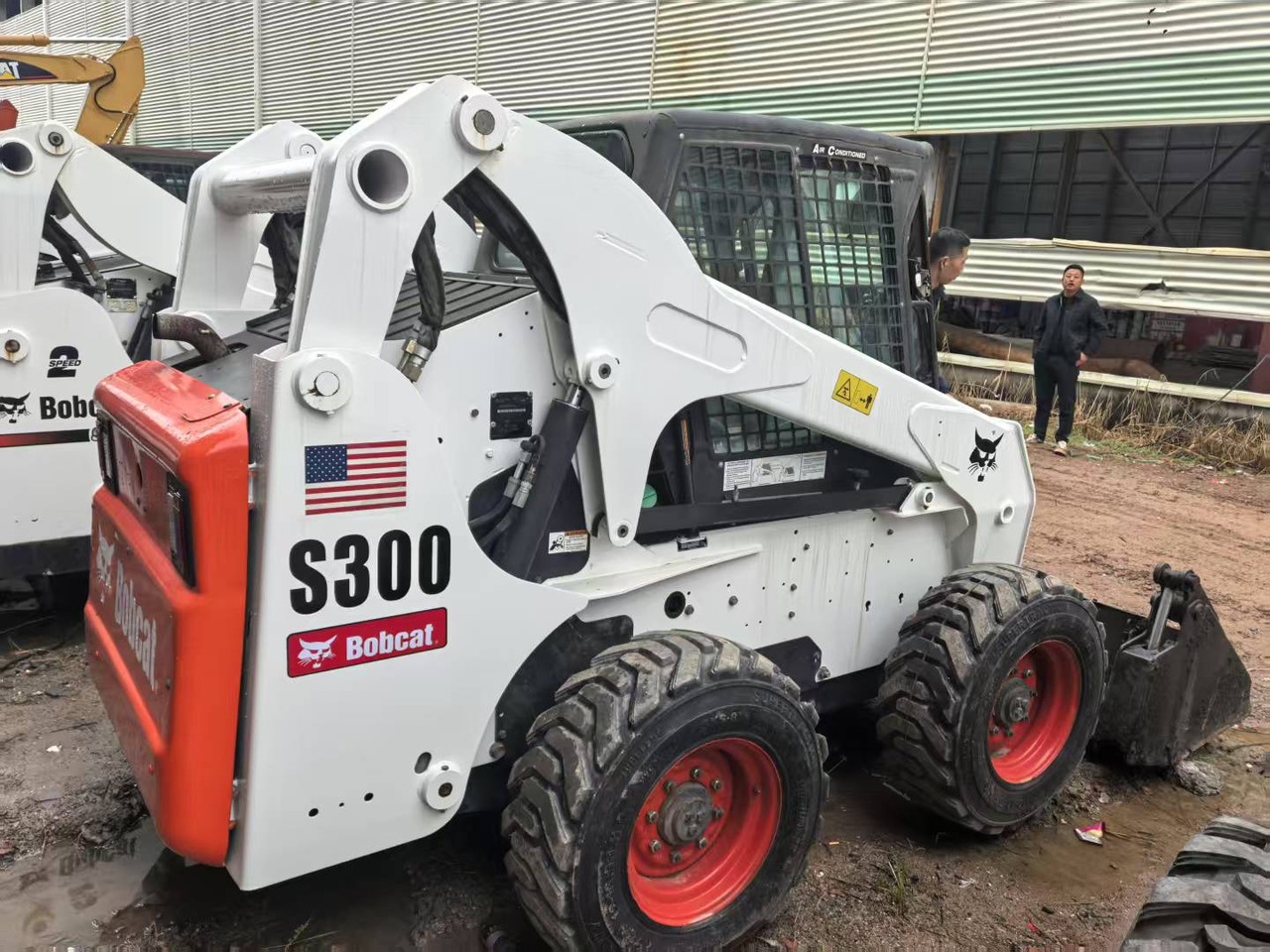 Bobcat S300 - Kompaktlader: das Bild 1 Bobcat S300 - Kompaktlader: das Bild 1