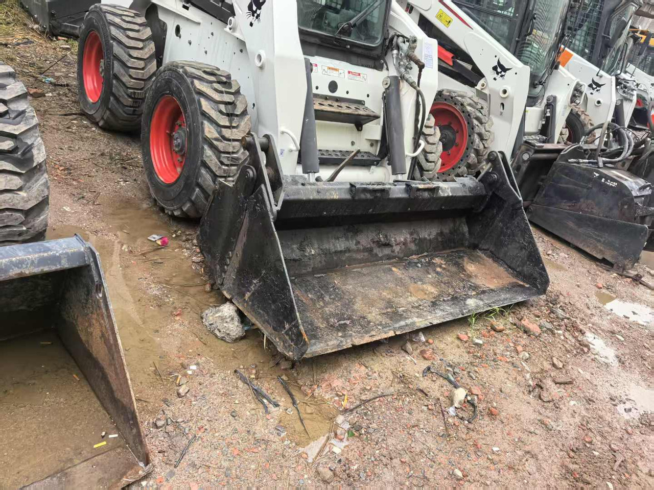 Bobcat S300 - Kompaktlader: das Bild 5 Bobcat S300 - Kompaktlader: das Bild 5