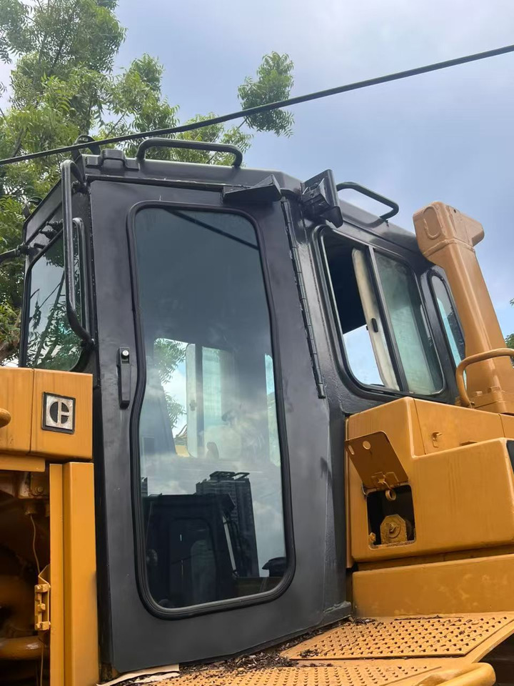 Bulldozer CATERPILLAR D8R: das Bild 8