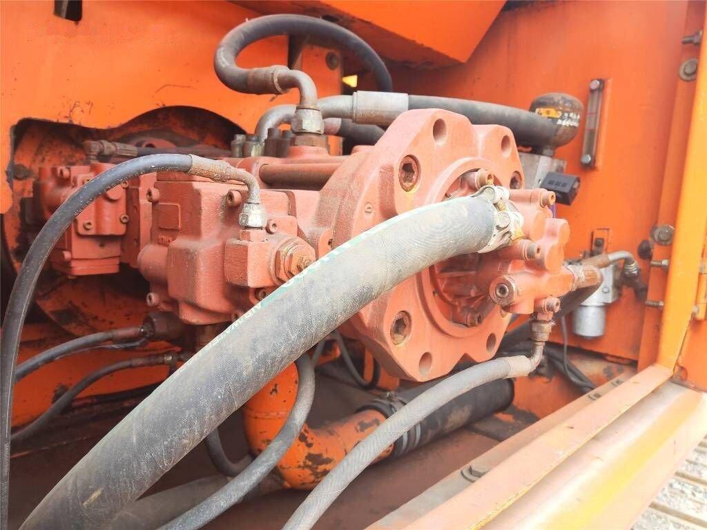 Doosan DH 300 LC-7 - Kettenbagger: das Bild 5 Doosan DH 300 LC-7 - Kettenbagger: das Bild 5