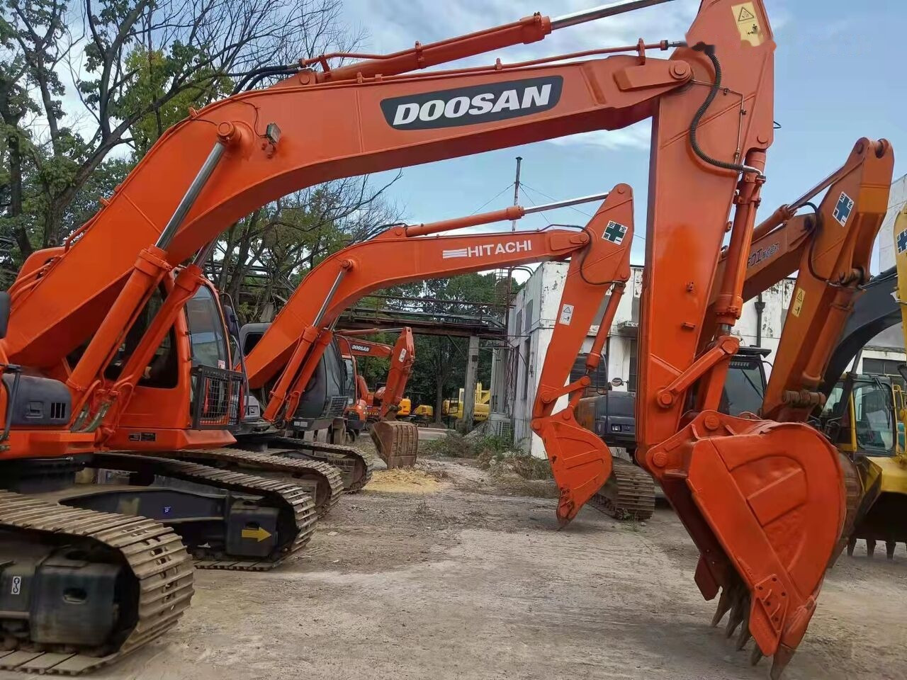 Doosan DX300 - Kettenbagger: das Bild 5 Doosan DX300 - Kettenbagger: das Bild 5