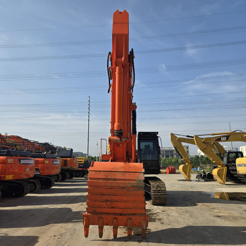 HITACHI ZX350 - Bagger: das Bild 4 HITACHI ZX350 - Bagger: das Bild 4