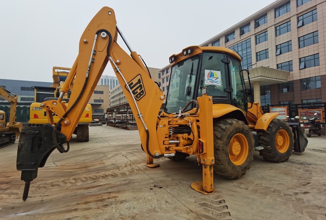JCB 4CX - Baggerlader: das Bild 2 JCB 4CX - Baggerlader: das Bild 2
